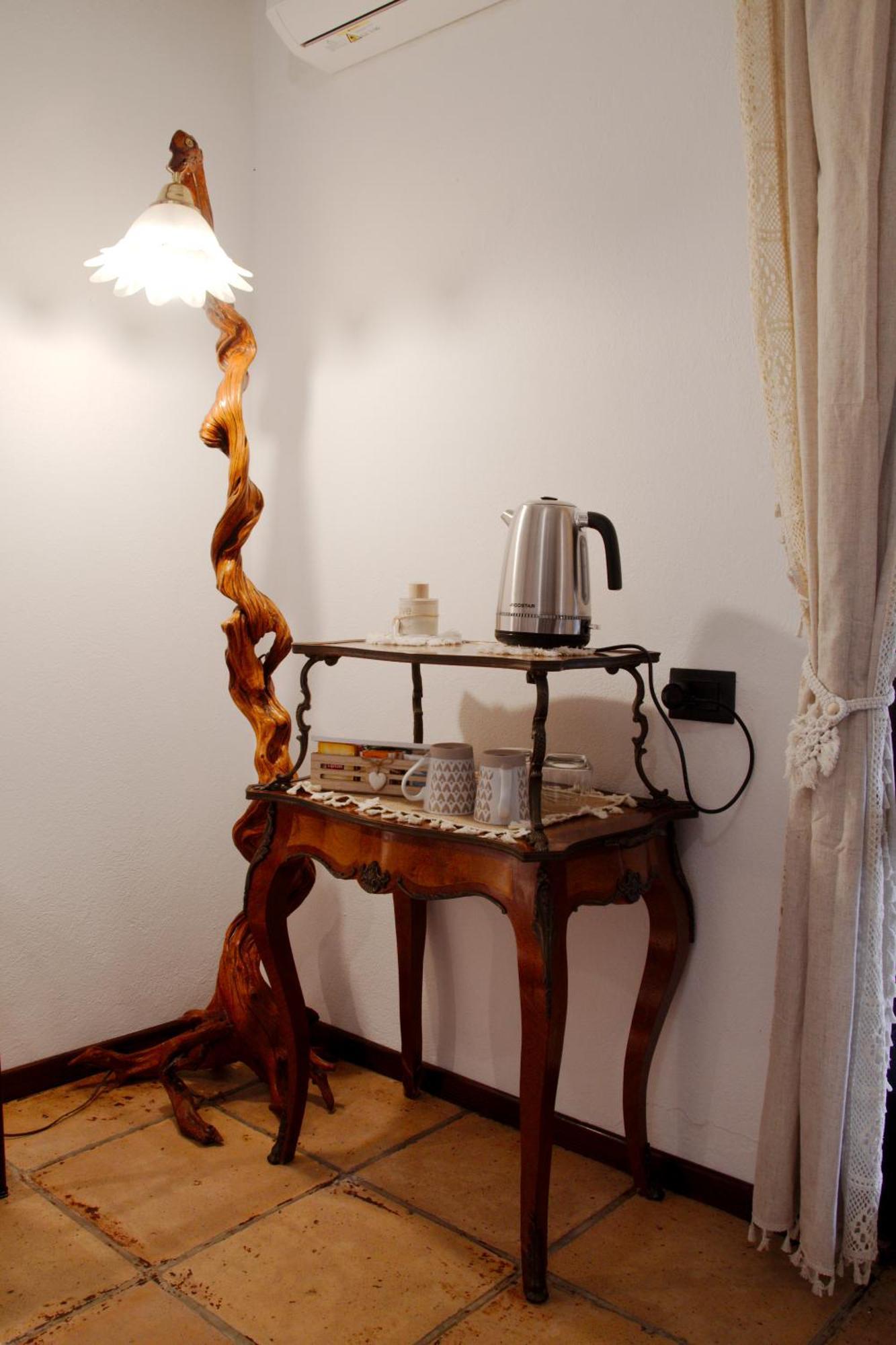 Domuseo Bed and Breakfast Quartucciu Buitenkant foto